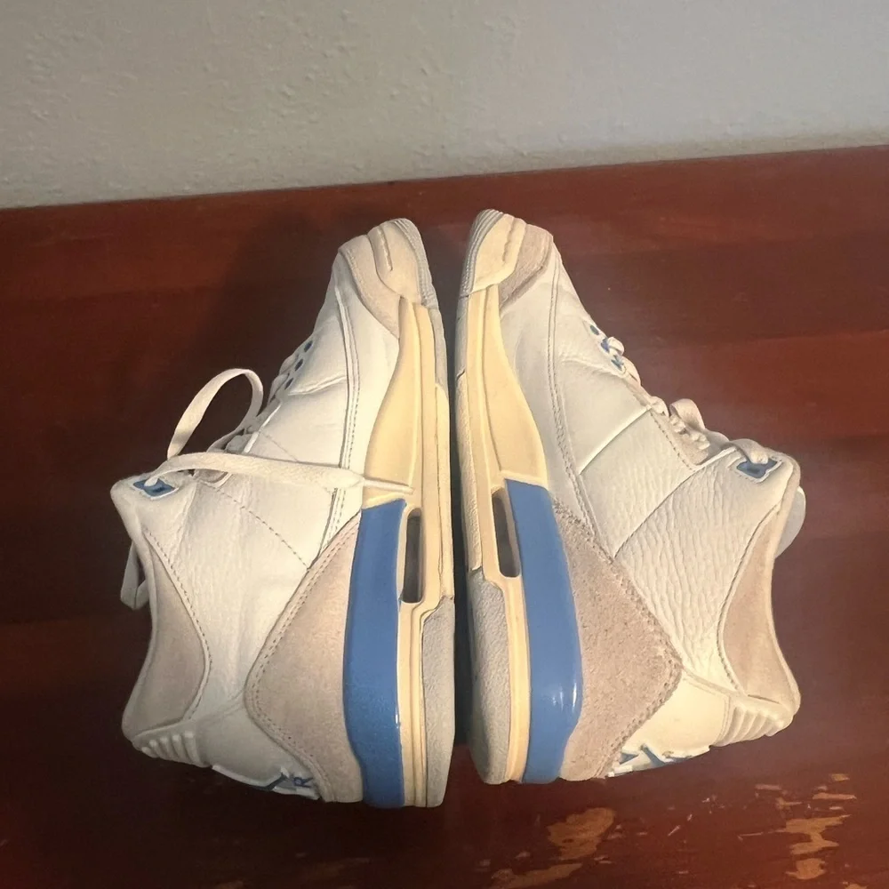 Entrupy White and Blue Retro 3 Air Jordan Lucky Shorts